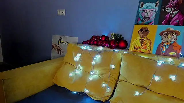 Snapshot of Patricia_Cox chatting on 12-21-24, 09:47 Patricia Cox online show from 12-21-24, 09:47