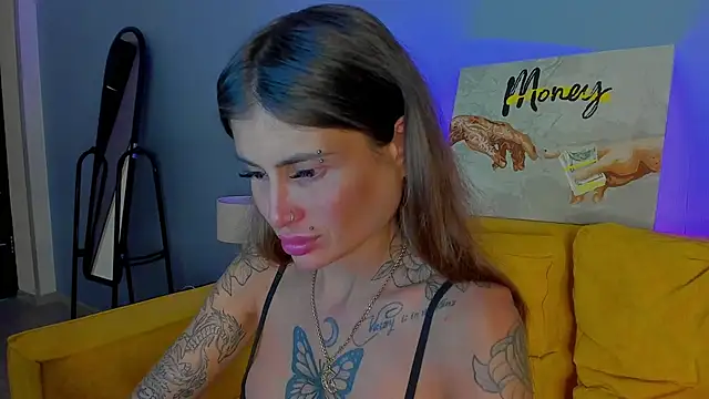 Snapshot of Patricia_Cox chatting on 09-10-25, 08:31 Patricia Cox online show from 09-10-25, 08:31