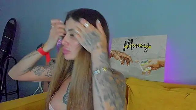 Snapshot of Patricia_Cox chatting on 10-09-25, 08:07 Patricia Cox online show from 10-09-25, 08:07