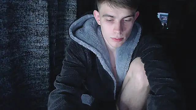 Student Oliver online show from 10-28-25, 07:27