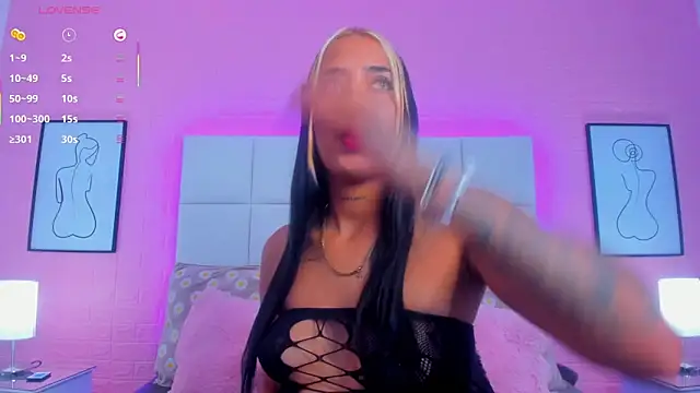 charlotte kisss online show from 05-31-26, 12:23