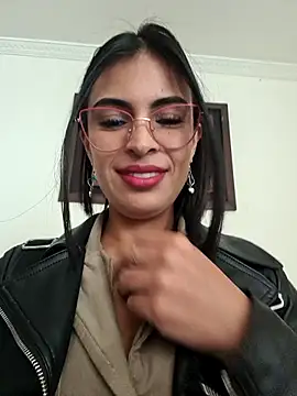 Astrid-- online show from 05-07-26, 02:33