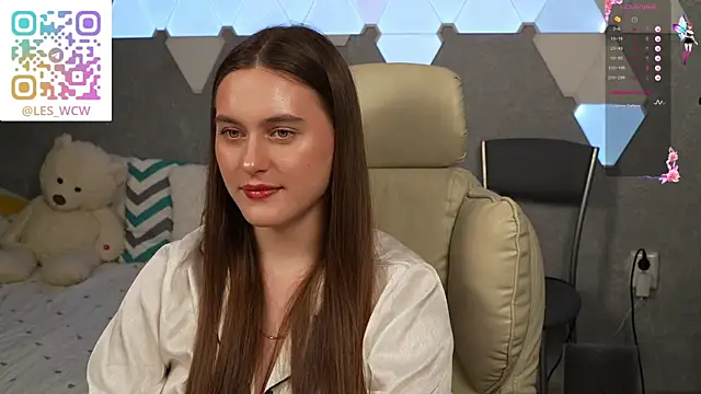 Snapshot of HarleyDeess chatting on 01-10-26, 09:52 HarleyDeess online show from 01-10-26, 09:52