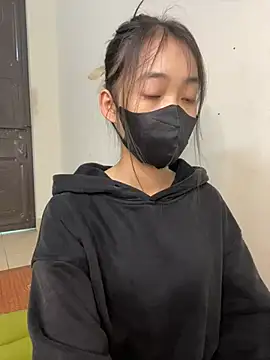 DA-EUN online show from 12-11-24, 03:02