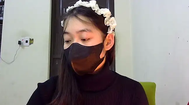 DA-EUN online show from 02-25-25, 04:24