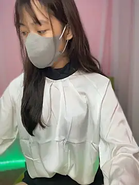 DA-EUN online show from 10-14-25, 03:40