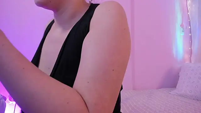 Samanta roberts1 online show from 02-17-25, 11:34