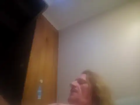 Snapshot of Travislovescum chatting on 10-13-25, 09:53 Travislovescum online show from 10-13-25, 09:53