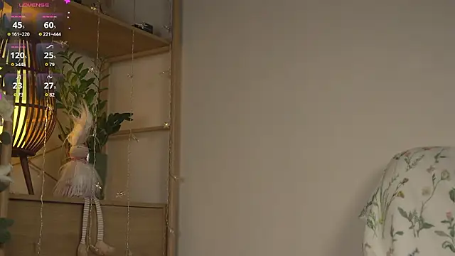 Snapshot of HelloHodge chatting on 03-17-26, 04:54 HelloHodge online show from 03-17-26, 04:54