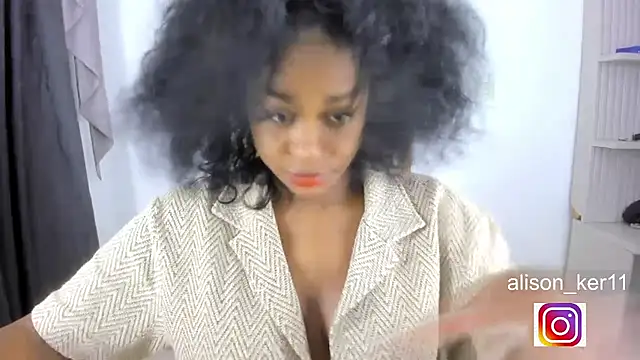 alison-ker3 online show from 05-10-26, 08:52