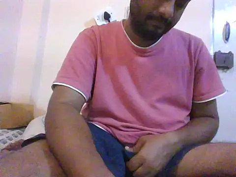 Snapshot of Nunnu_0 chatting on 10-24-25, 08:33 Nunnu 0 online show from 10-24-25, 08:33