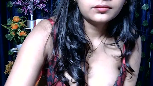 Snapshot of sexy-simmy chatting on 10-17-25, 11:13 sexy-simmy online show from 10-17-25, 11:13