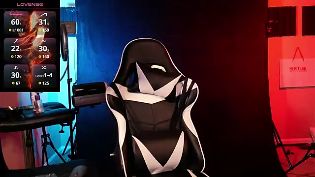 Snapshot of FiftyShadez chatting on 02-23-25, 08:55 FiftyShadez online show from 02-23-25, 08:55