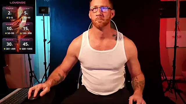 Snapshot of FiftyShadez chatting on 03-07-25, 02:15 FiftyShadez online show from 03-07-25, 02:15