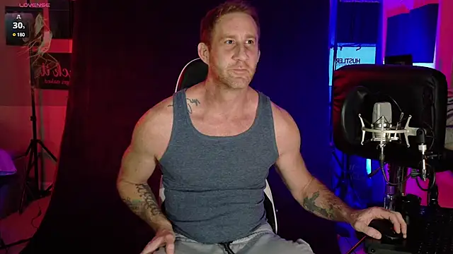 Snapshot of FiftyShadez chatting on 02-16-26, 06:42 FiftyShadez online show from 02-16-26, 06:42