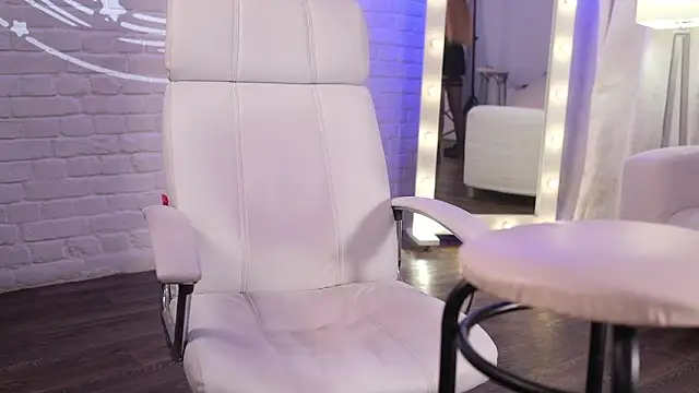 Snapshot of Margo_Pearls chatting on 03-08-26, 02:26 Margo Pearls online show from 03-08-26, 02:26