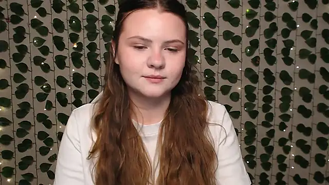 Snapshot of IxxiLiana chatting on 01-06-25, 04:04 IxxiLiana online show from 01-06-25, 04:04