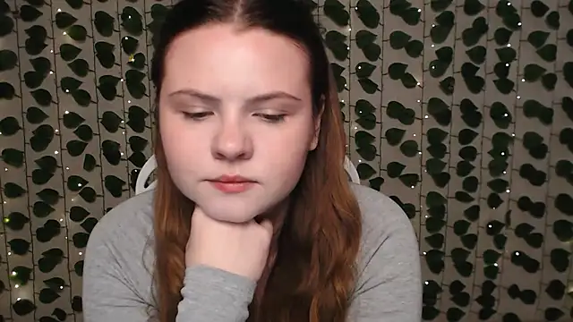 Snapshot of IxxiLiana chatting on 01-12-25, 04:10 IxxiLiana online show from 01-12-25, 04:10