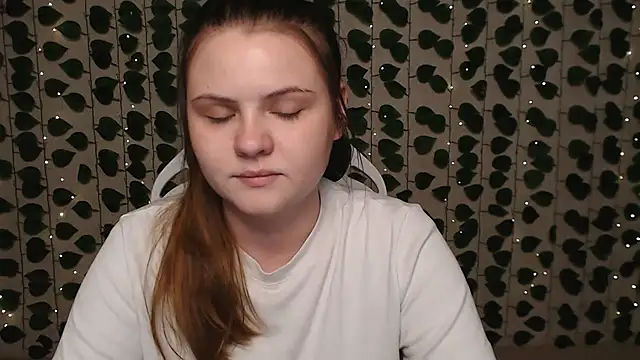 Snapshot of IxxiLiana chatting on 01-23-25, 10:54 IxxiLiana online show from 01-23-25, 10:54
