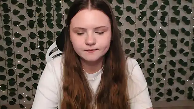 Snapshot of IxxiLiana chatting on 02-01-25, 07:15 IxxiLiana online show from 02-01-25, 07:15