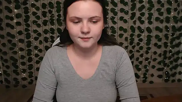 Snapshot of IxxiLiana chatting on 02-14-25, 07:07 IxxiLiana online show from 02-14-25, 07:07