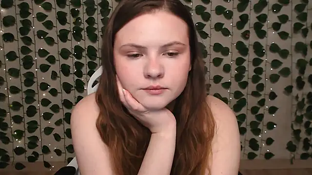 Snapshot of IxxiLiana chatting on 02-15-25, 04:14 IxxiLiana online show from 02-15-25, 04:14