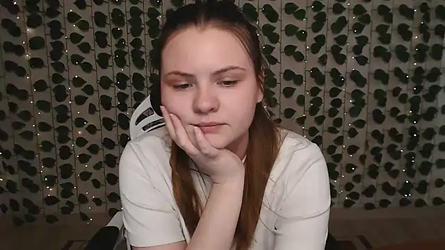 Snapshot of IxxiLiana chatting on 02-23-25, 07:22 IxxiLiana online show from 02-23-25, 07:22