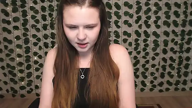 Snapshot of IxxiLiana chatting on 03-02-25, 05:12 IxxiLiana online show from 03-02-25, 05:12