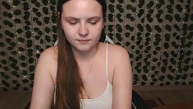 Snapshot of IxxiLiana chatting on 03-07-25, 08:13 IxxiLiana online show from 03-07-25, 08:13