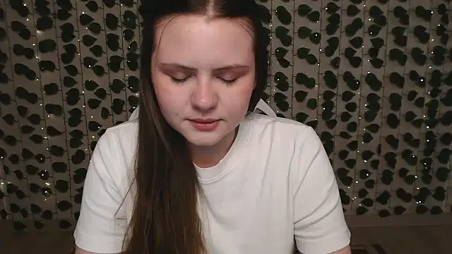 Snapshot of IxxiLiana chatting on 03-15-25, 05:08 IxxiLiana online show from 03-15-25, 05:08