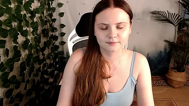 Snapshot of IxxiLiana chatting on 03-18-25, 08:47 IxxiLiana online show from 03-18-25, 08:47