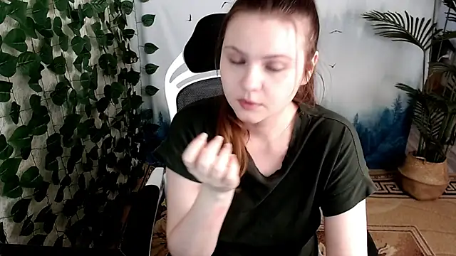 Snapshot of IxxiLiana chatting on 03-20-25, 04:07 IxxiLiana online show from 03-20-25, 04:07