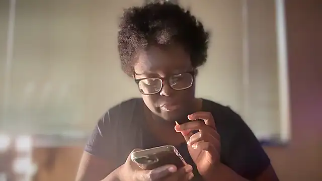 Yagurl  west online show from 01-31-25, 09:05