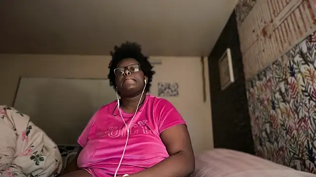 Yagurl  west online show from 01-16-26, 04:27