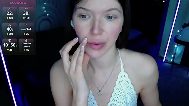 Snapshot of viviann_evans chatting on 12-28-24, 04:08 viviann evans online show from 12-28-24, 04:08