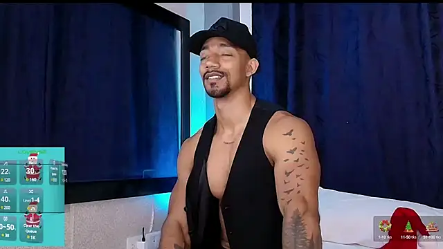 Snapshot of Manolo_Hot1 chatting on 12-05-24, 02:44 Manolo Hot1 online show from 12-05-24, 02:44