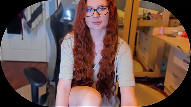 KlementinaBbG online show from 02-04-25, 08:17