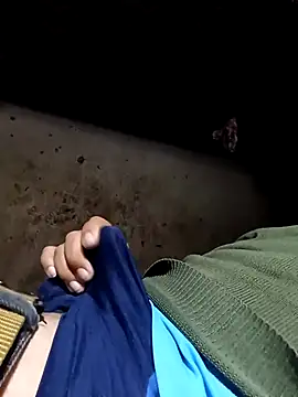 Snapshot of Rayito6969@xh chatting on 11-13-25, 05:01 Rayito6969xh online show from 11-13-25, 05:01