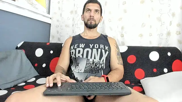 JULESLAKES online show from 10-31-25, 04:08