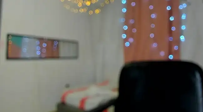 Snapshot of megan_kis9 chatting on 12-04-24, 10:41 megan kis9 online show from 12-04-24, 10:41