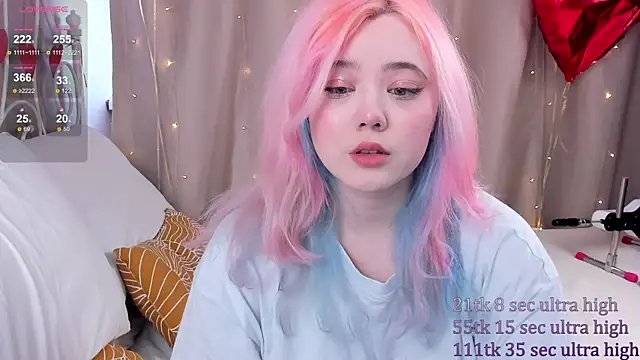 Snapshot of __KawaiiYuki__ chatting on 02-17-25, 08:41 KawaiiYuki online show from 02-17-25, 08:41