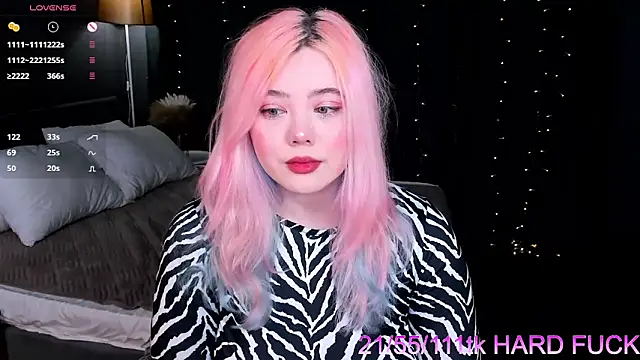 Snapshot of __KawaiiYuki__ chatting on 03-10-25, 08:59 KawaiiYuki online show from 03-10-25, 08:59