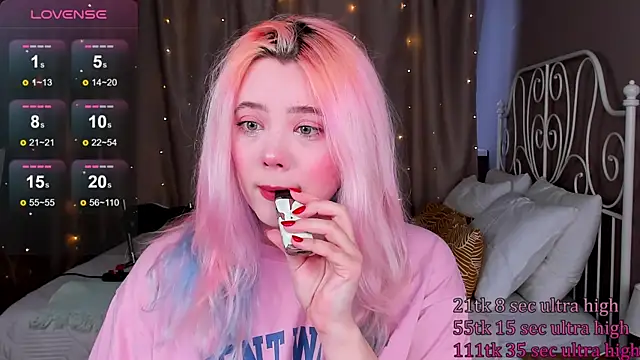 Snapshot of __KawaiiYuki__ chatting on 03-15-25, 08:48 KawaiiYuki online show from 03-15-25, 08:48