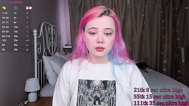 Snapshot of __KawaiiYuki__ chatting on 03-20-25, 08:42 KawaiiYuki online show from 03-20-25, 08:42