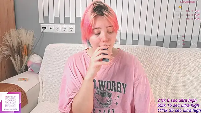 Snapshot of __KawaiiYuki__ chatting on 11-03-25, 07:42 KawaiiYuki online show from 11-03-25, 07:42