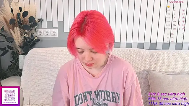 Snapshot of __KawaiiYuki__ chatting on 11-14-25, 06:45 KawaiiYuki online show from 11-14-25, 06:45