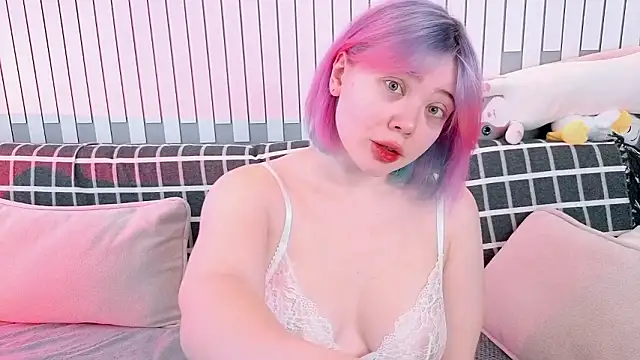   KawaiiYuki   online show from 02-23-26, 06:33