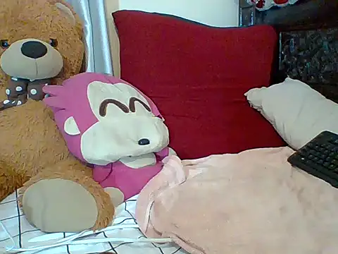 Poisonous Ivy online show from 02-19-26, 10:06