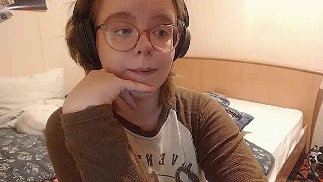 Snapshot of Chmiri_cb chatting on 01-10-26, 03:58 Chmiri cb online show from 01-10-26, 03:58