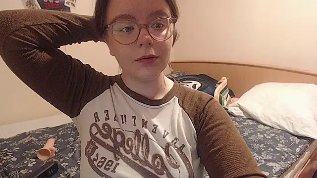 Snapshot of Chmiri_cb chatting on 01-16-26, 07:51 Chmiri cb online show from 01-16-26, 07:51